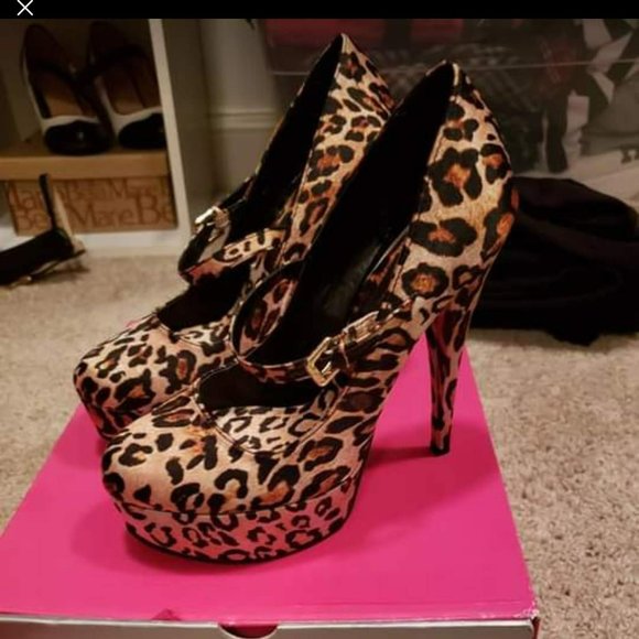 Leopard Maryjane Style Heels - Picture 1 of 4